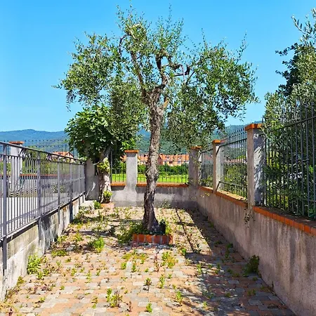 Hostdomus-azimut Molino Nuovo (Savona)