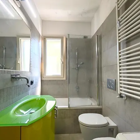 Appartement Hostdomus-azimut Molino Nuovo (Savona)