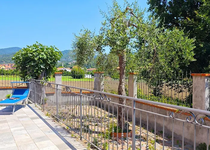 Hostdomus-azimut Apartamento