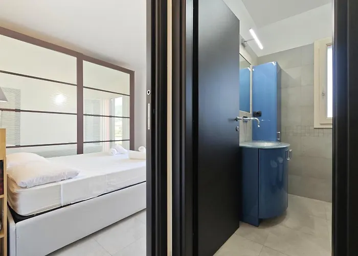 Hostdomus-azimut Apartamento *